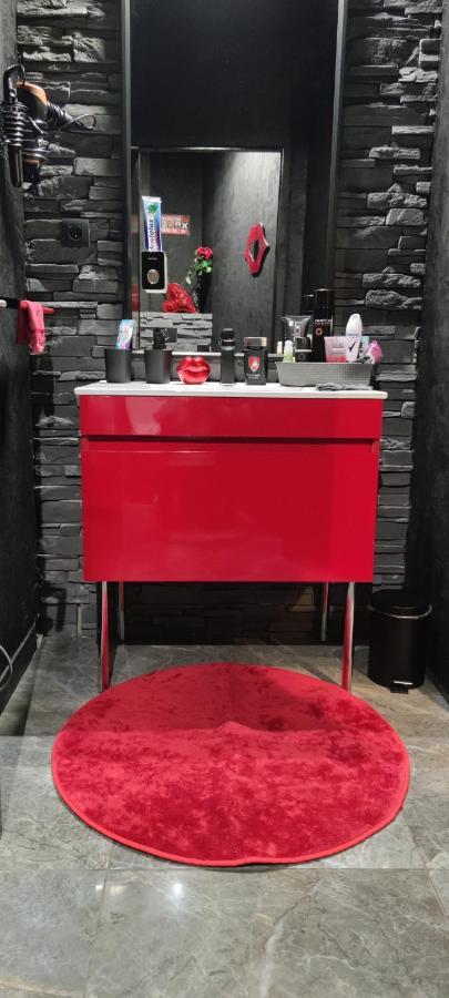 Loft romantique hammam spa privatif playroom Grenoble Extérieur photo